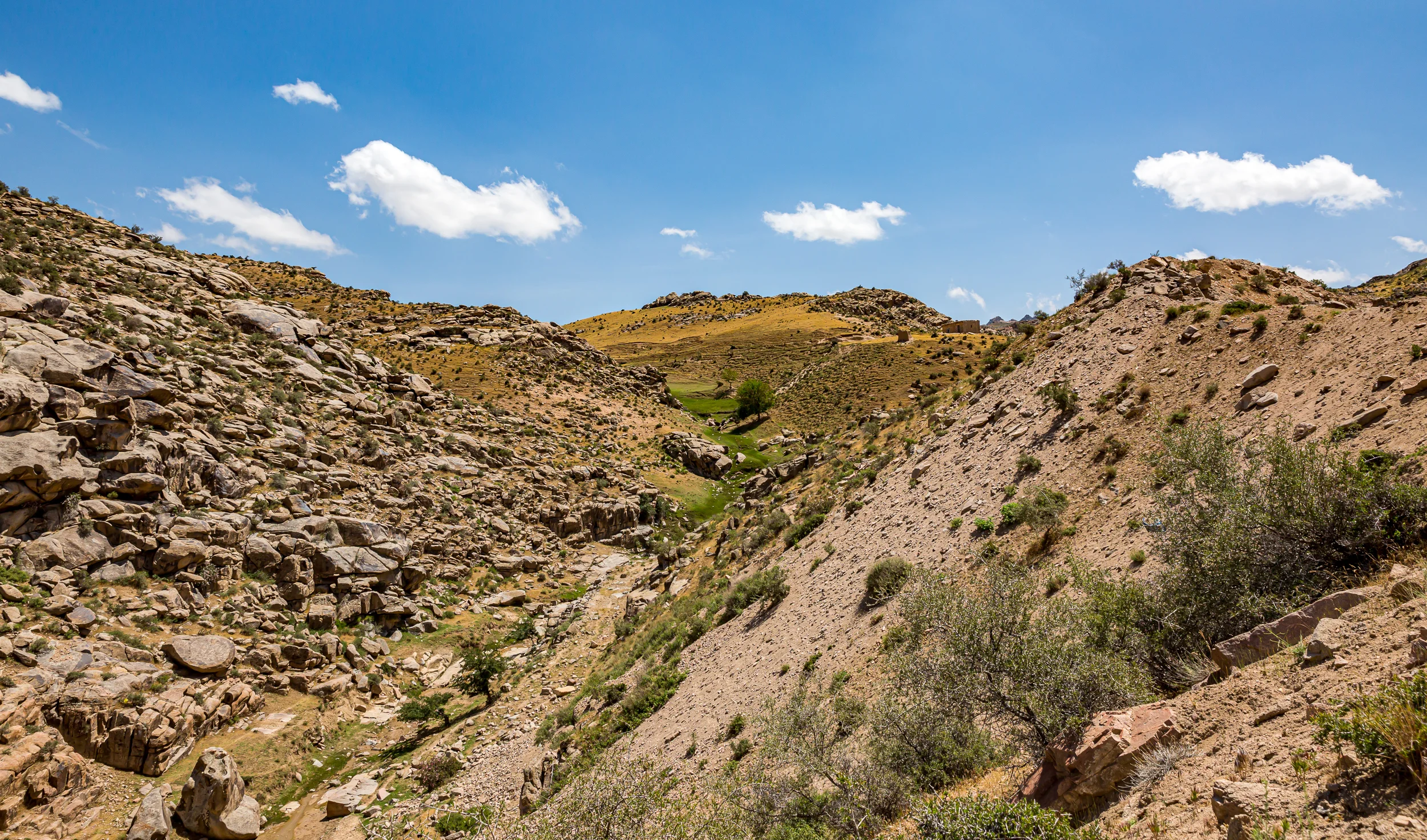 Dara Valley. Langar